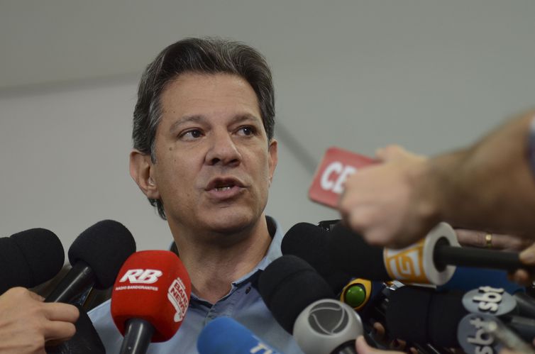 Brasil tem recados político, econômico e ambiental, diz Haddad