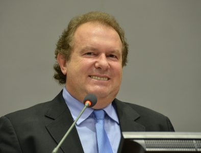 Mauro Carlesse, governador do Tocantins é afastado do cargo por suspeita de corrupção.