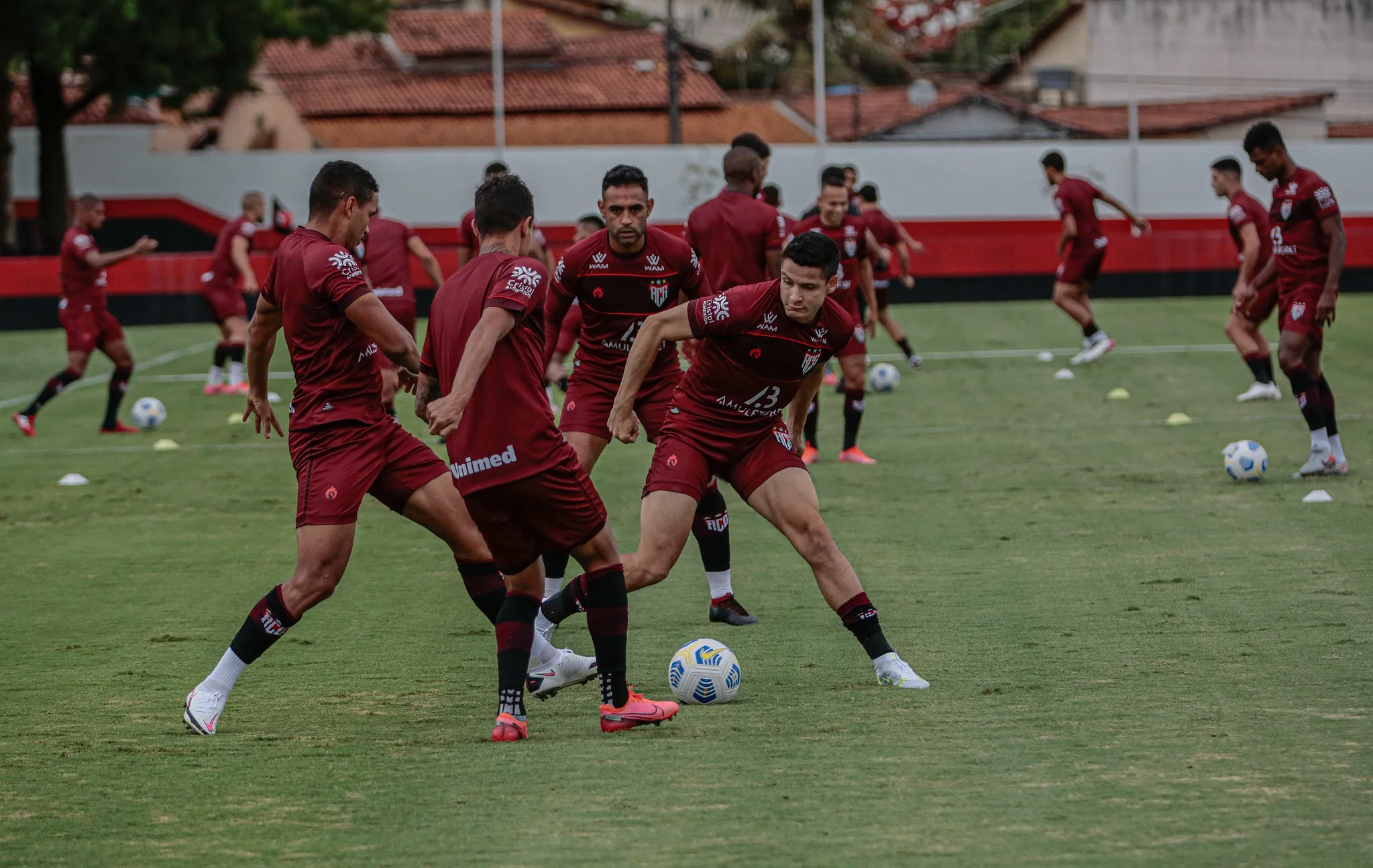 Treino do Atlético-GO antes do jogo contra o Flamengo