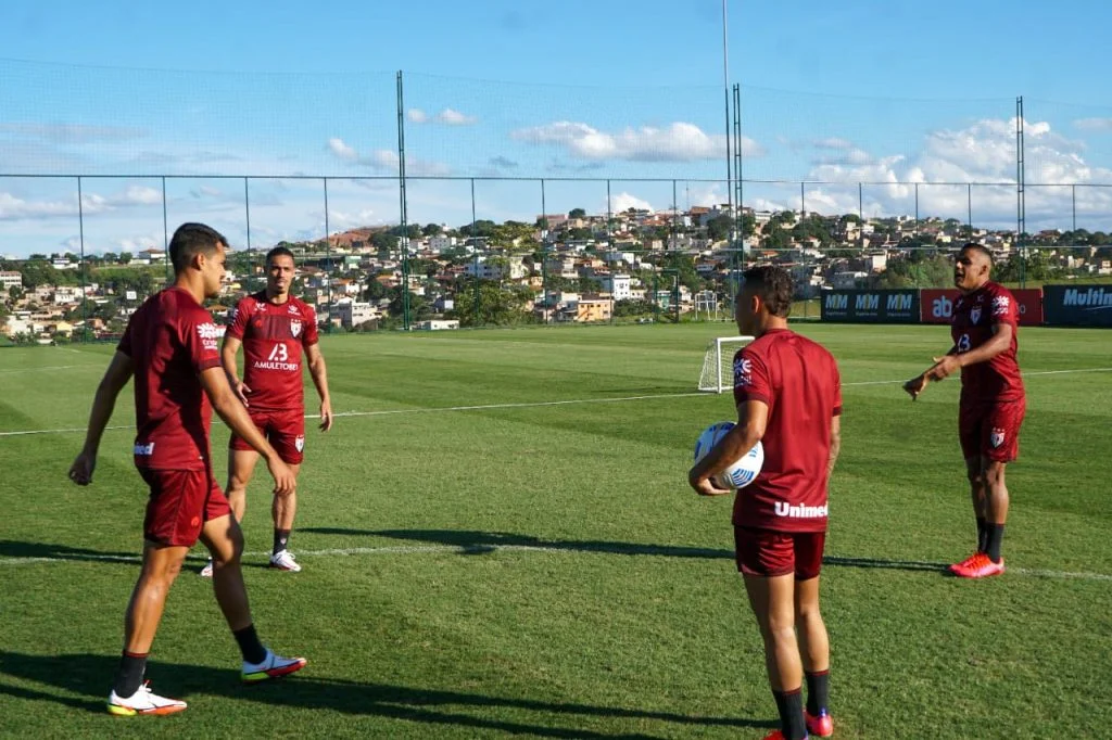 Treino do Atlético-GO para o jogo com o América-MG