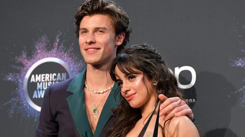 Shawn Mendes e Camila Cabello, anunciam fim de relacionamento de dois anos