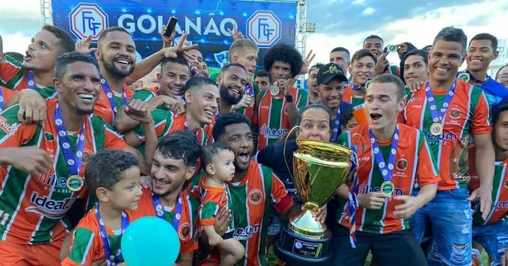 Cerrado campeão da Terceira Divisão do Goianão