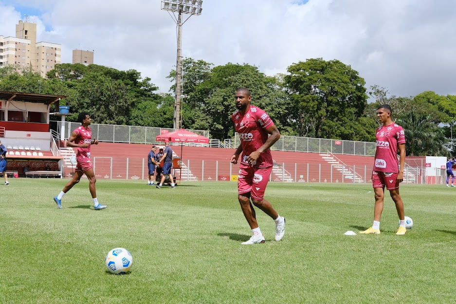 Vila Nova treinamento antes da final da Copa Verde