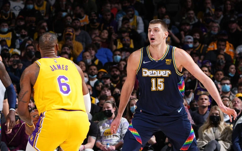 NBA LeBron e Jokic