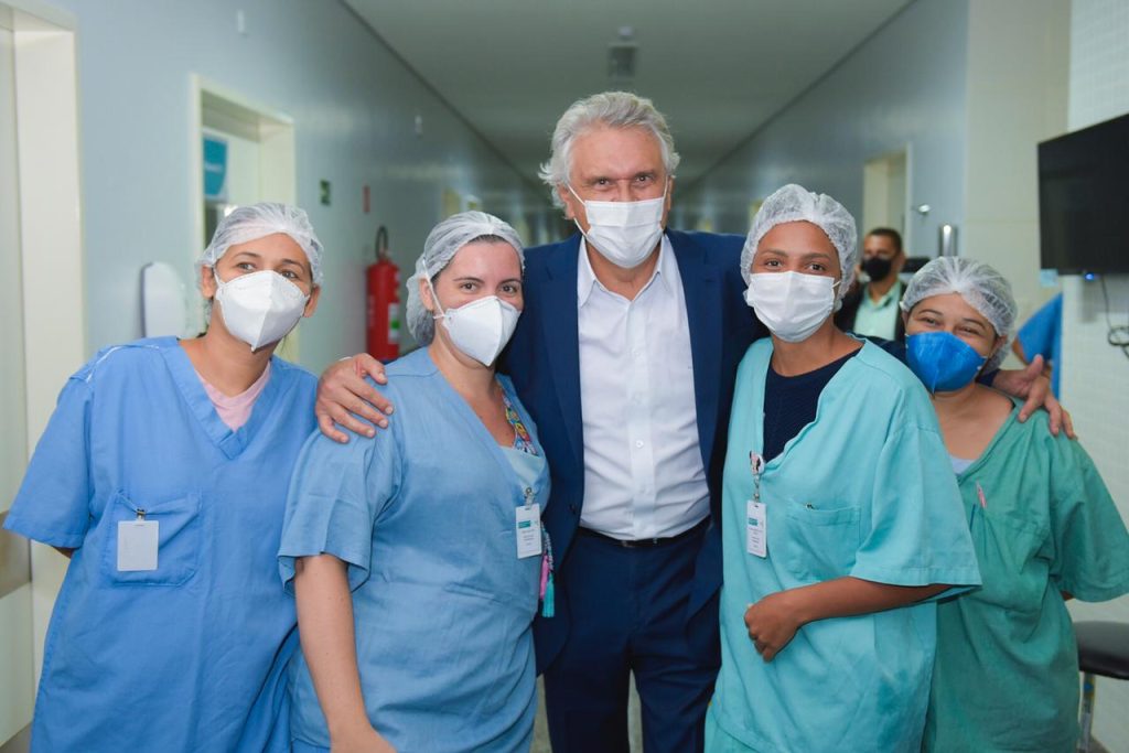 Ronaldo Caiado entrega Hospital Estadual da Criança e do Adolescente, em Goiânia