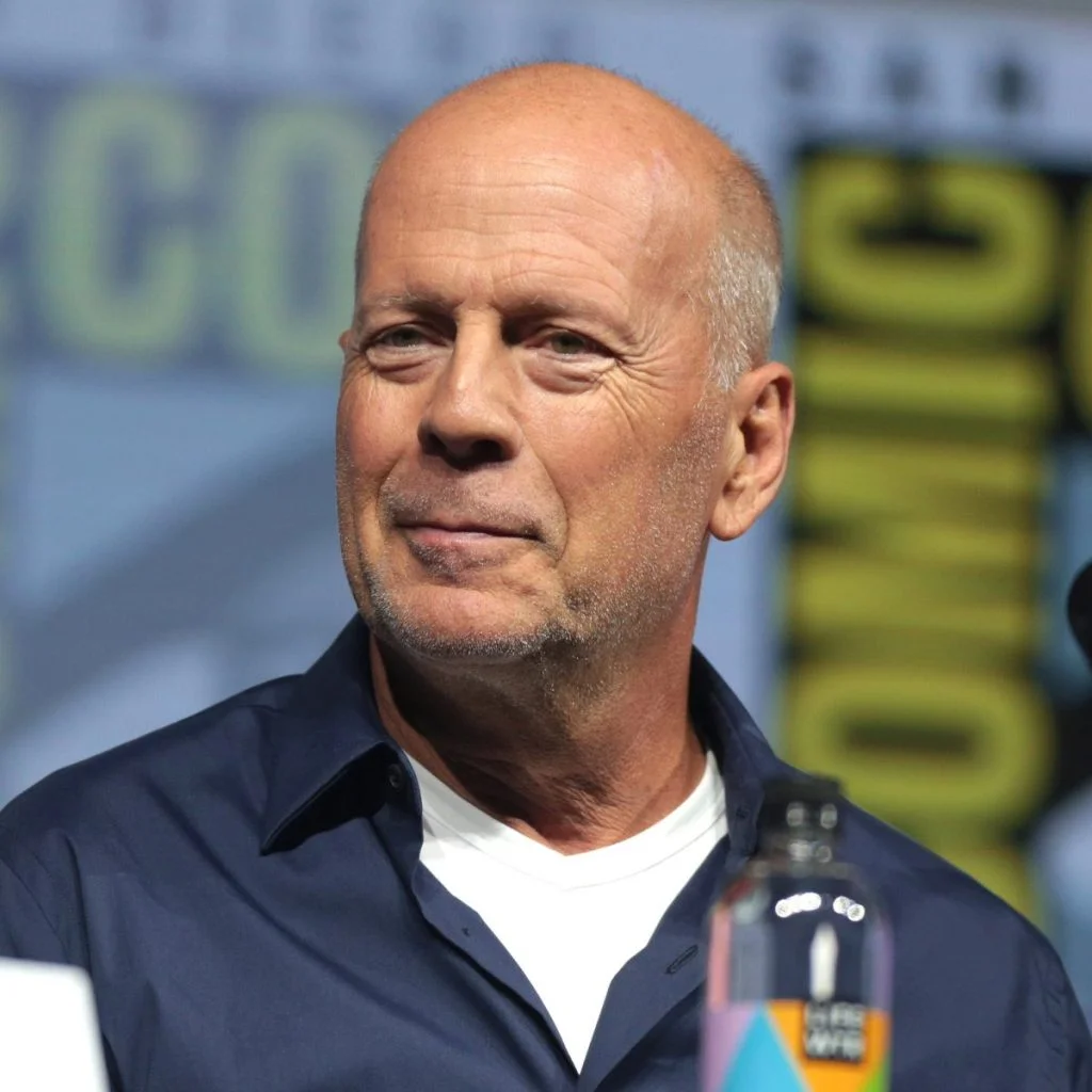 Após diagnostico de Afasia, Bruce Willis anuncia aposentadoria