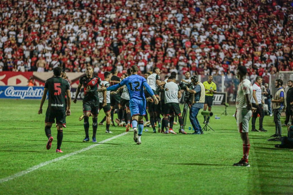 Vila Nova x Atlético-GO Goianão 2022 semifinal volta