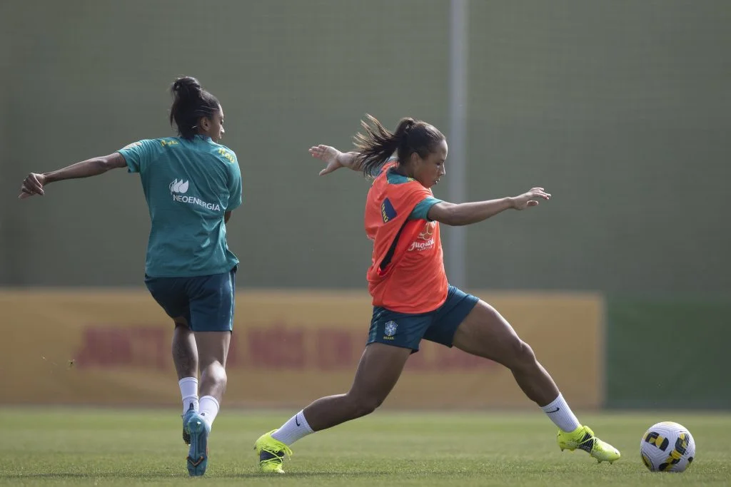 Treino da Seleção Feminina antes de amistoso contra a Hungria