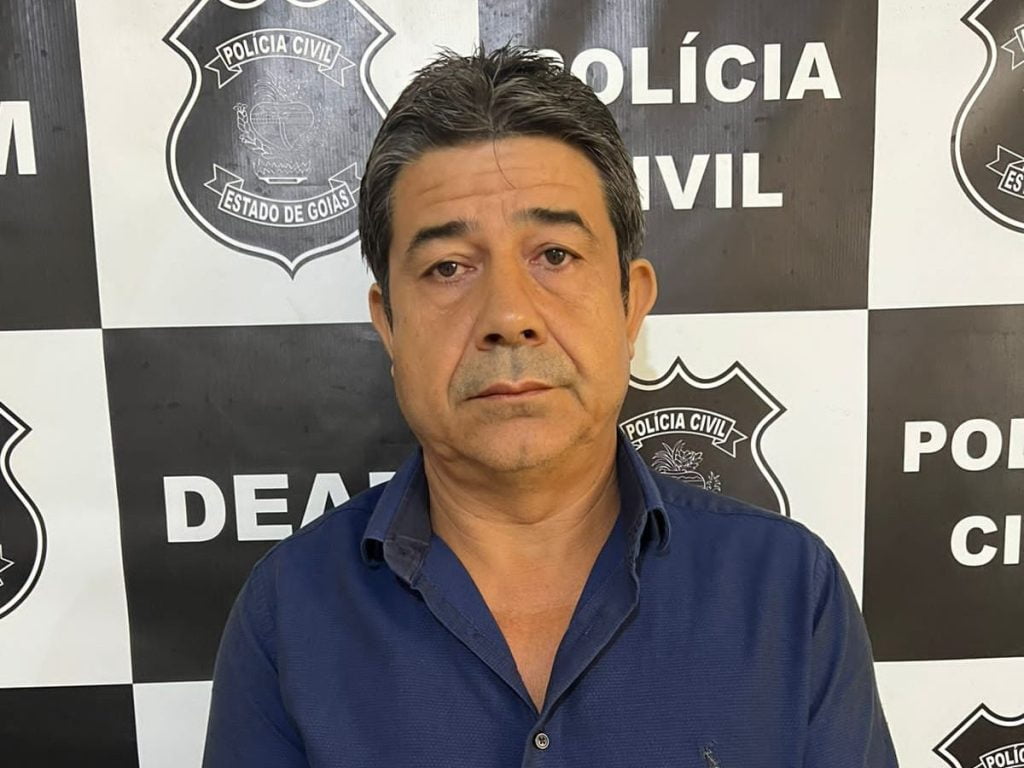 Foto mostra ex-gerente de UBS de Anápolis, acusado de abuso sexual, que acaba de ser solto após quatro meses de prisão