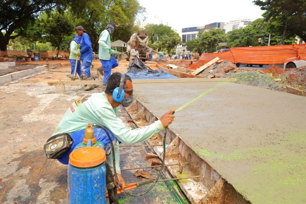 obras Praça Cívica Goiânia