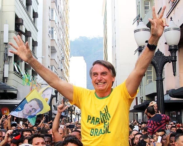 Bolsonaro cita golpe de 64 Eleições