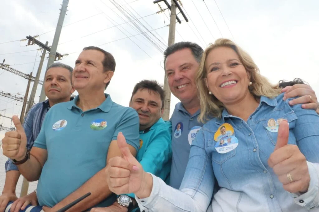 No Entorno do Distrito Federal, Marconi recebe apoio de aliados em carreatas