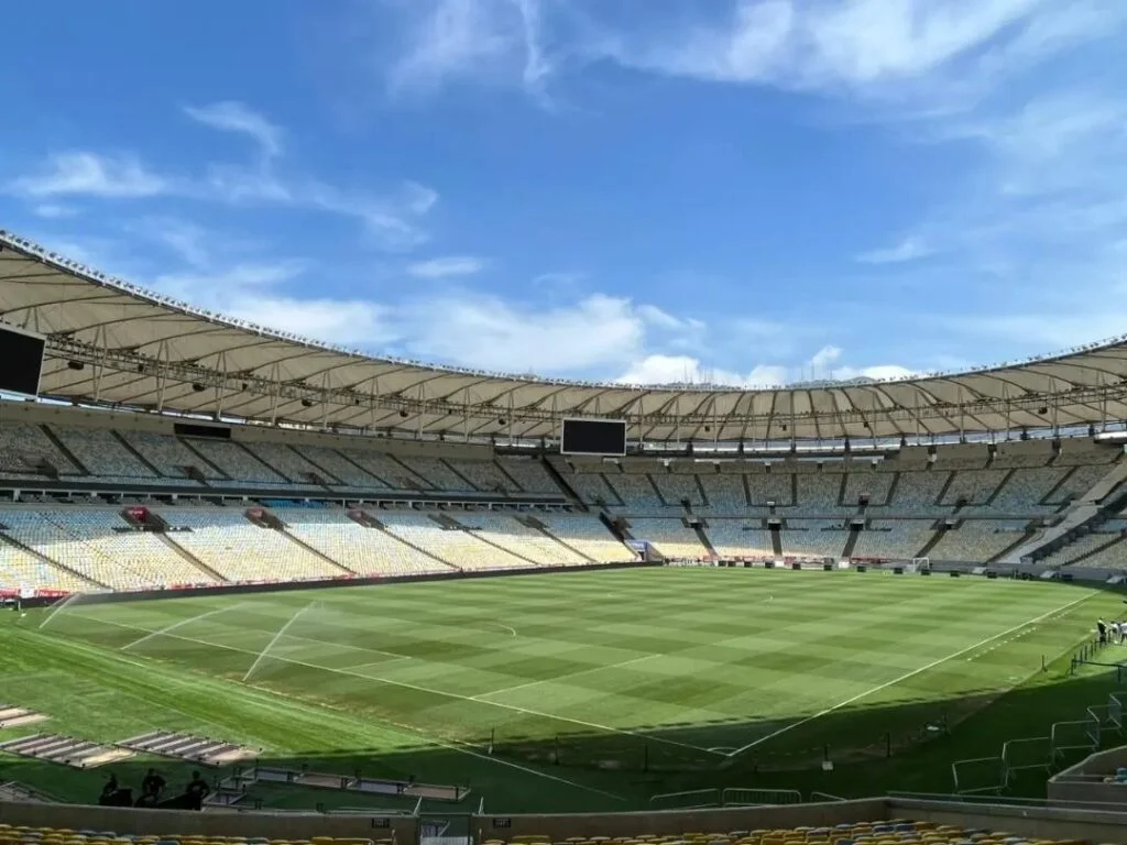 Maracanã exibe imagens crianças desaparecidas Goiás