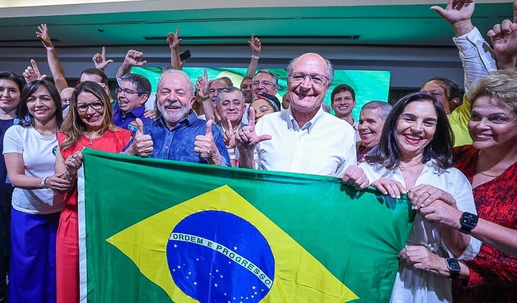 Transição de Lula tem mais de 300 nomes; só 14 são remunerados