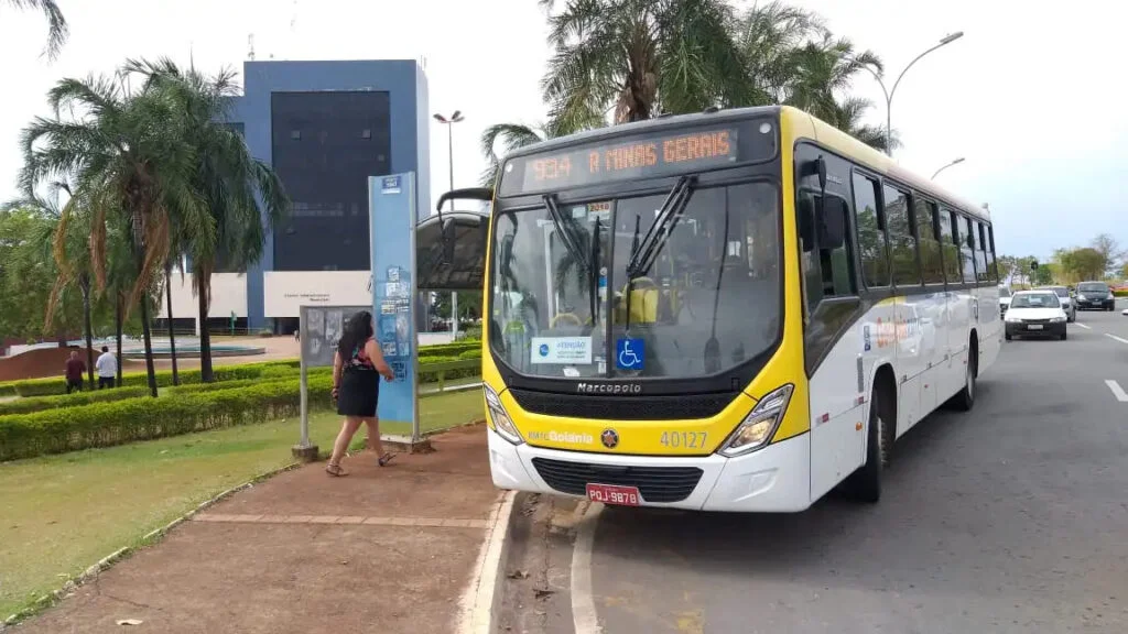 Transporte coletivo gratuito