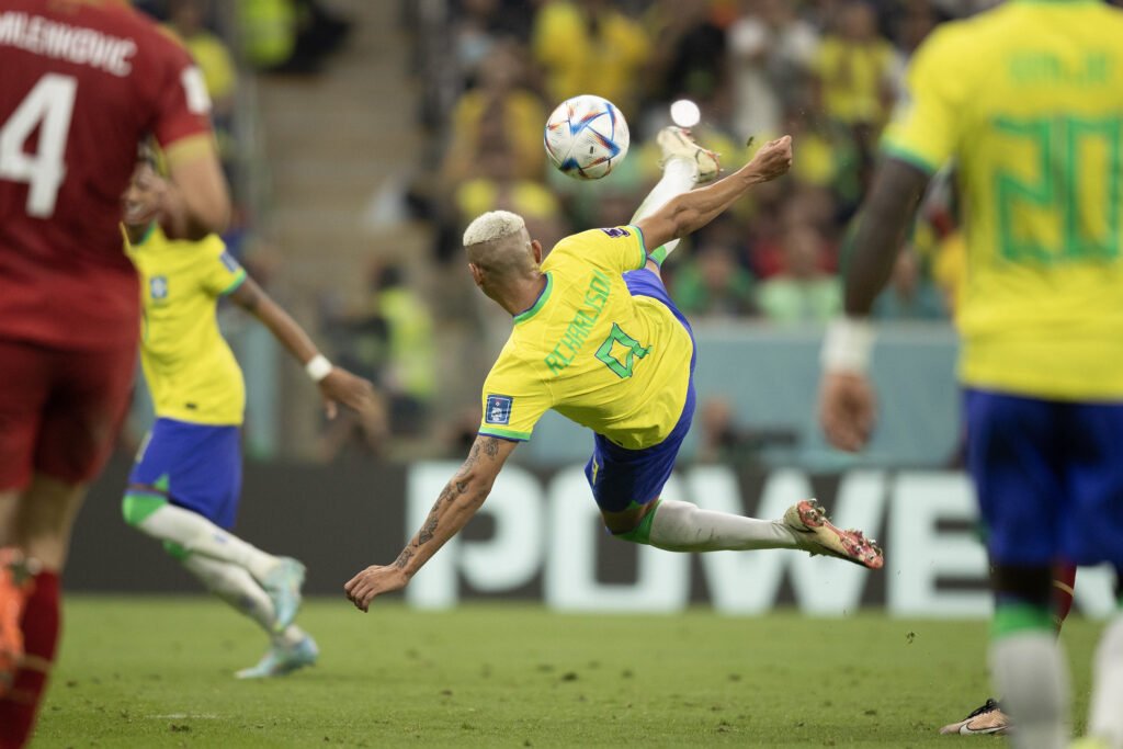 Copa do Mundo: Brasil vence a Sérvia por 2 a 0