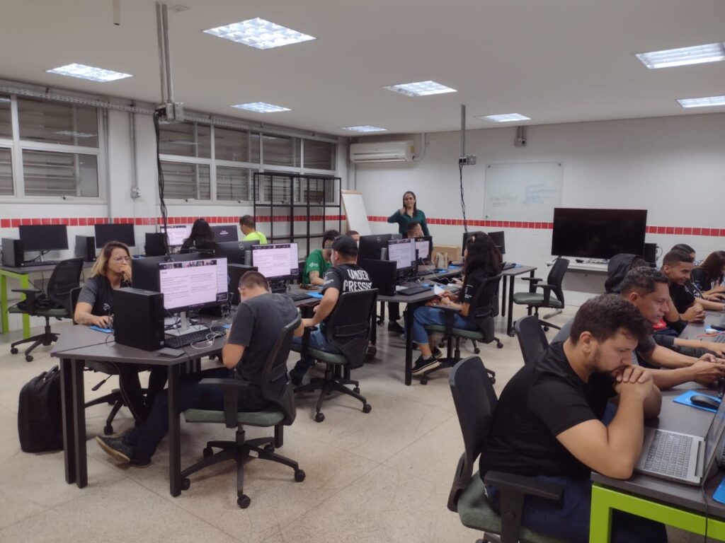 Escolas do Futuro de Goiás são premiadas em competição nacional de startups