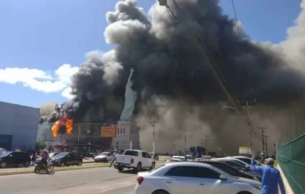 Loja da Havan na Bahia é atingida por incêndio de grandes proporções