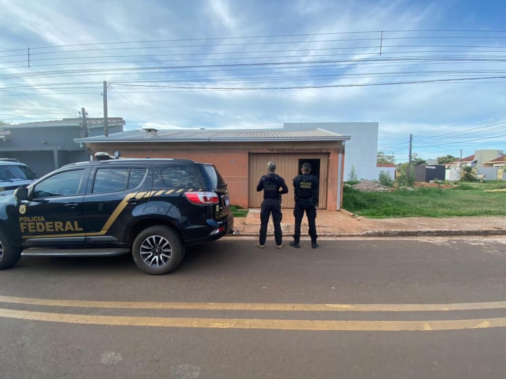 Polícia Federal cumpre mandados contra o tráfico internacional de drogas em Goiás