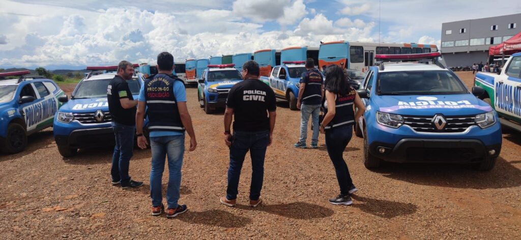 Procon Goiás notifica empresa de transporte por aumento de preços