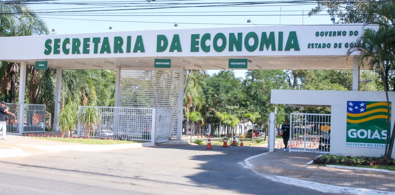 Secretaria da Economia realiza último sorteio do ano do Programa Nota Fiscal Goiana, com R$ 700 mil para consumidores e R$ 1 milhão no Programa Time Goiano do Coração