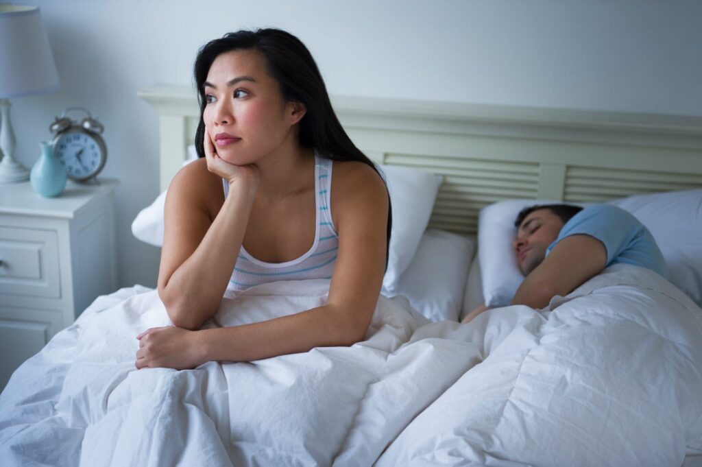 Qualidade de sono das mulheres é pior que a dos homens, indica estudo