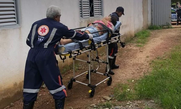 Homem mantém esposa em cativeiro sem água e comida em Hidrolândia