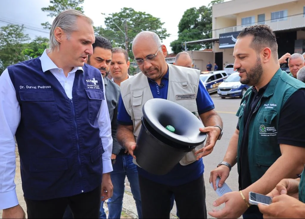 Prefeitura instala 3,2 mil armadilhas contra Aedes aegypti em pontos estratégicos de Goiânia: estruturas são feitas de plástico durável, e contém inseticida, fungo e água com odor específico, como isca para atrair mosquitos fêmeas