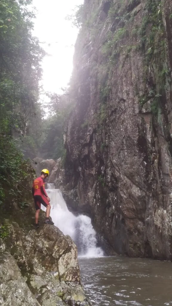 Bombeiros reforçam buscas por turista americano na Chapada dos Veadeiros