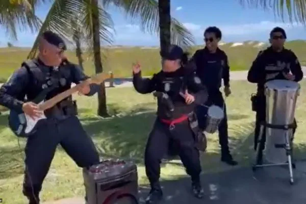 Guarda-civis de Aracaju dançam em comercial contra discriminação de LGBTQIAP+