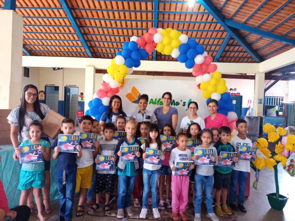 Governo de Goiás investe mais de R$ 9 milhões em materiais escolares para alunos do Ensino Fundamental