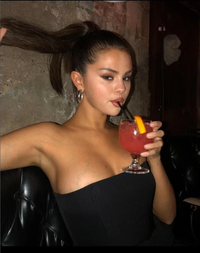 A cantora e atriz, Selena Gomez teve um crescimento exponencial de cerca de sete milhões de seguidores no Instagram, se tornando a mulher mais seguida na rede