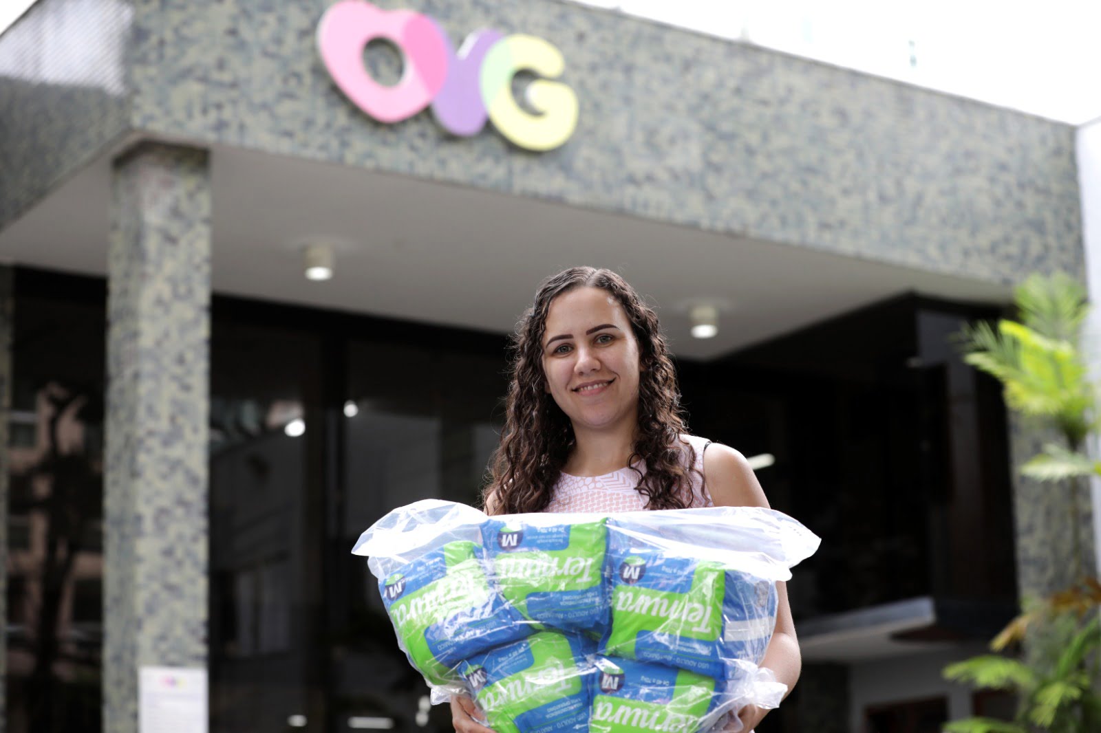 “Nossa missão é ajudar e socorrer todas que precisarem em Goiás”, afirma Gracinha Caiado