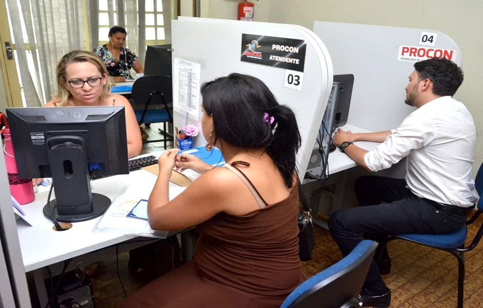 Aparecida de Goiânia realiza ação educativa no Dia Mundial do Consumidor