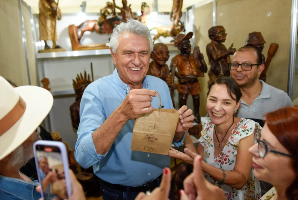 Governador Ronaldo Caiado abre primeiro dia do Goiás Feito à Mão