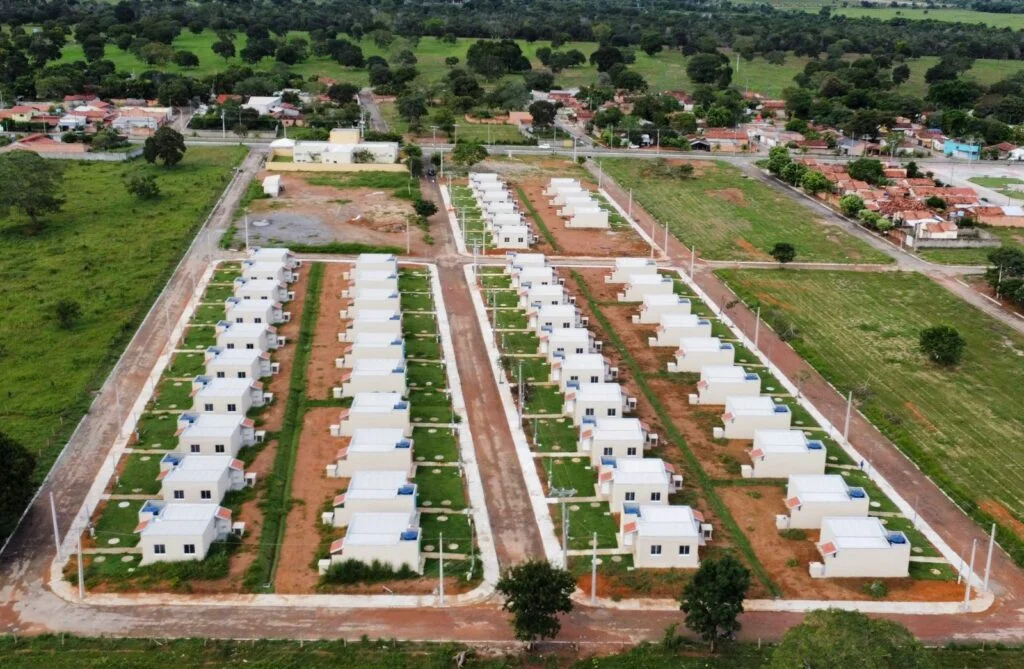 Conjunto de casas em Aruanã