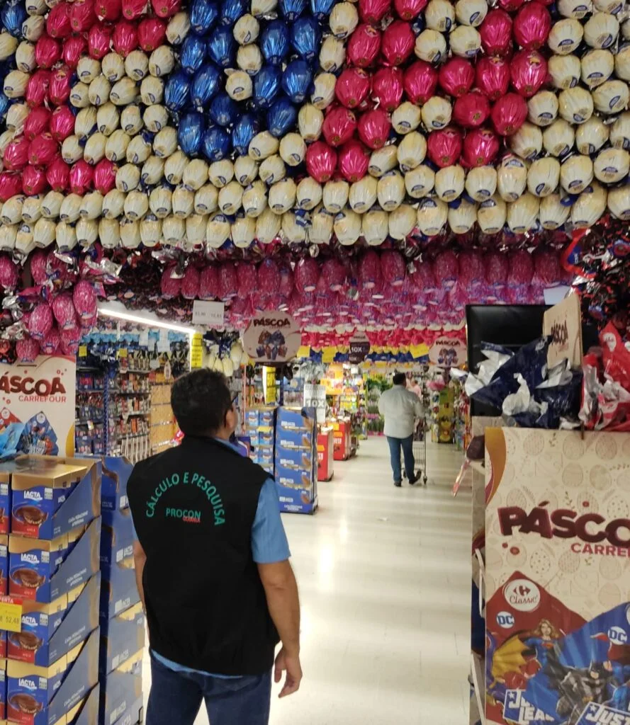 Procon Goiânia identifica variação de até 52% nos preços de produtos para a Páscoa, em pesquisa realizada em oito supermercados da capital: orientação é que consumidor compare preços praticados por diferentes estabelecimentos