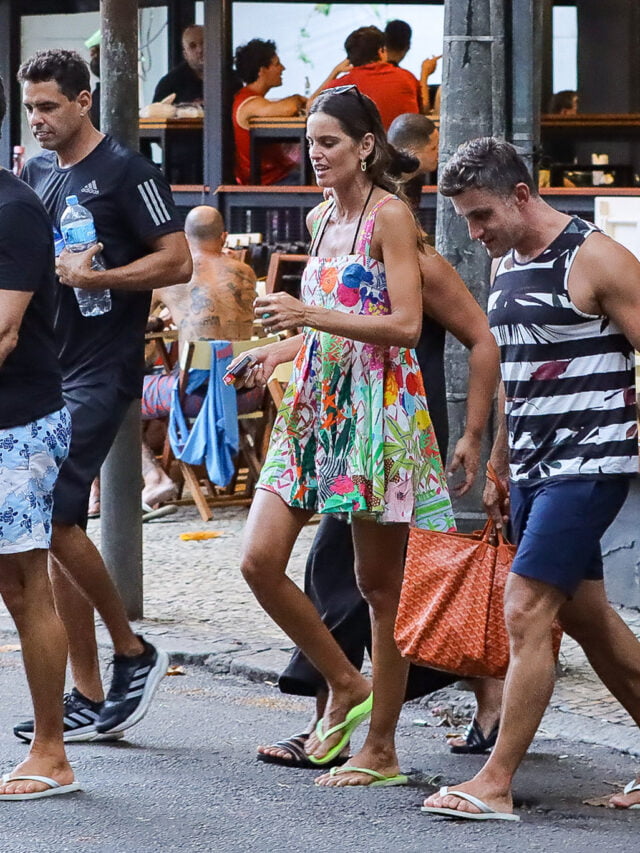 Izabel Goulart -2