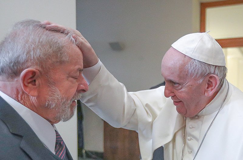 Papa Francisco defende Lula e Dilma: 