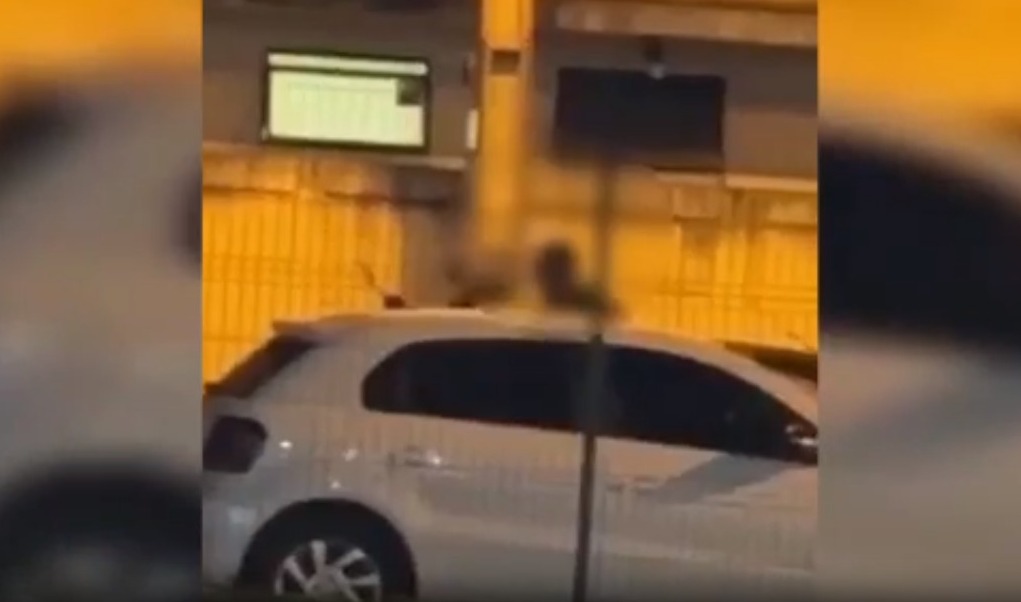Homem espanca mulher em briga no meio da rua em Jataí
