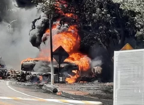 Explosão em caminhão com querosene deixa dois feridos em Minaçu