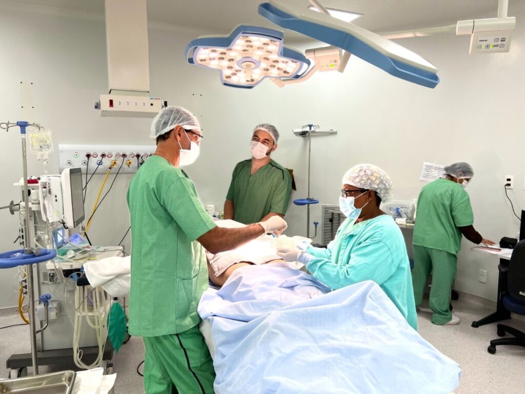 Hecad amplia realização de cirurgias urológicas