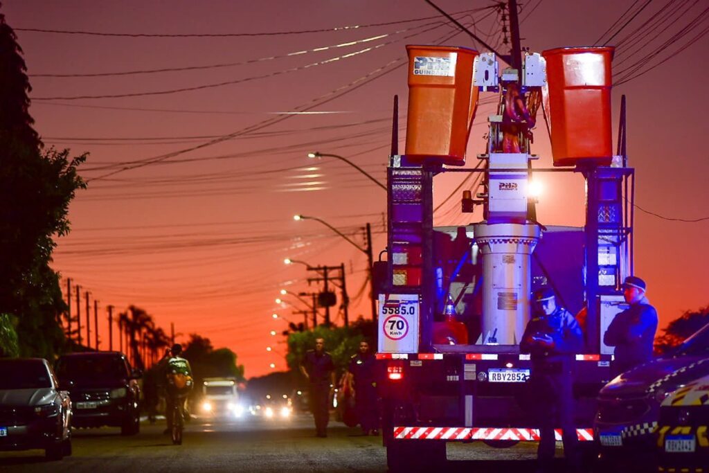Goiânia implanta 24 mil luminárias de LED na capital