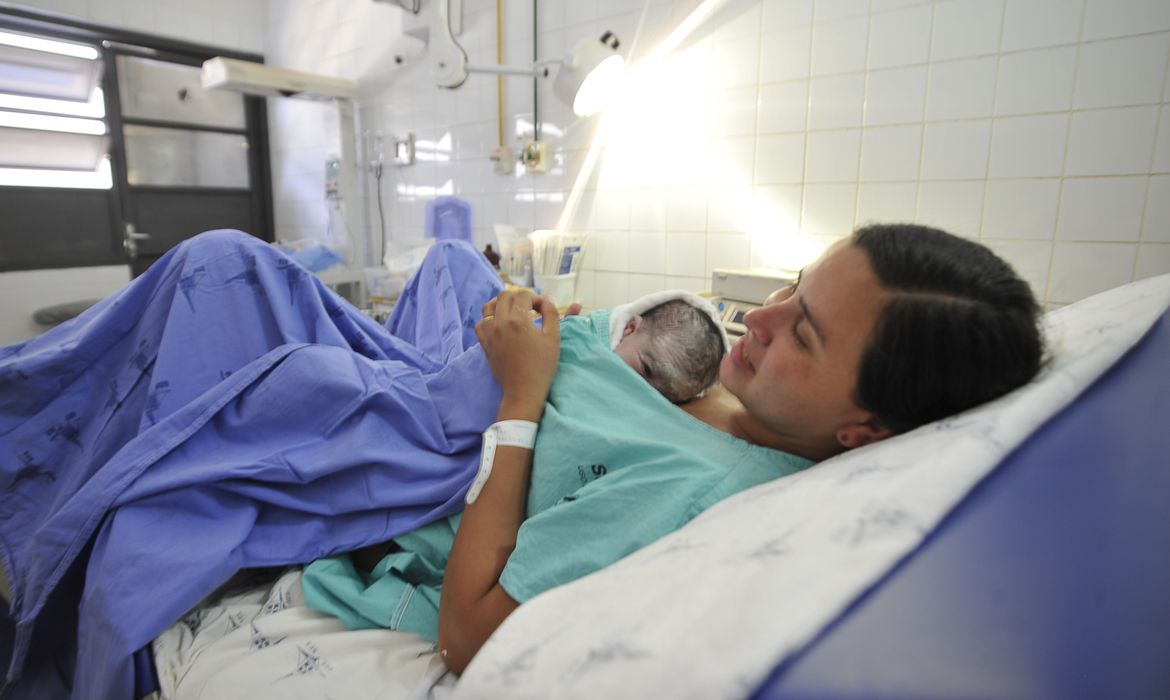 Morte materna teve alta na pandemia e preocupa órgãos de saúde