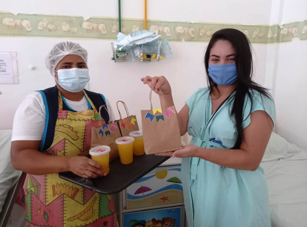 Paciente do Hospital Estadual da Mulher (Hemu) com delícias de São João (Fotos: Divulgação)