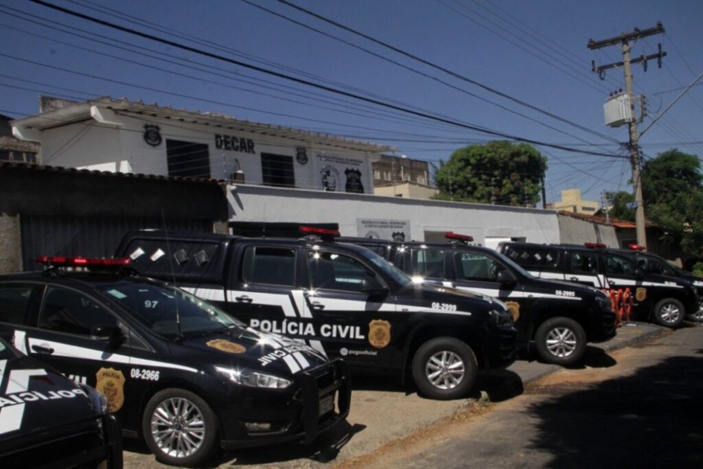 Operação investiga suspeitos de roubo de cargas à mão armada em três cidades de Goiás
