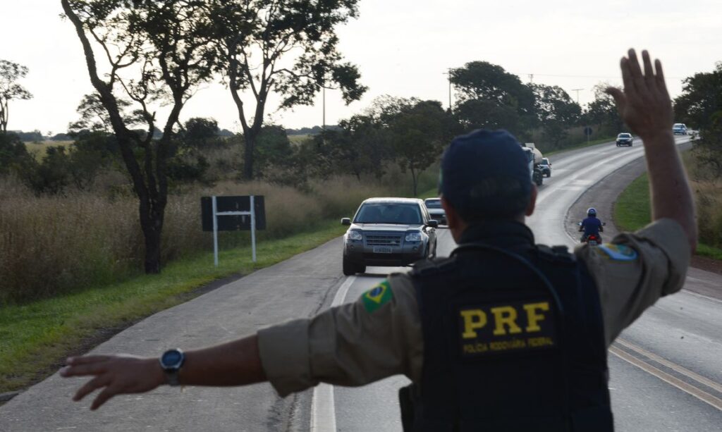 PRF registra mais de 30 acidentes durante feriado de ano novo em Goiás
