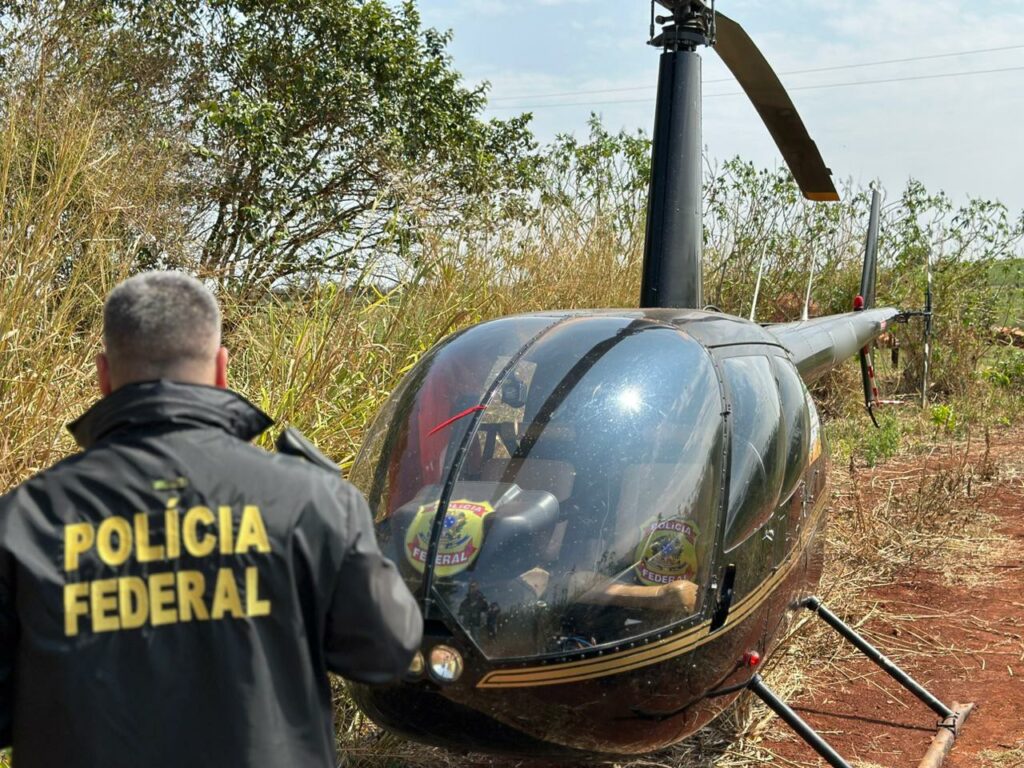 PF apreende helicóptero usado para tráfico de drogas