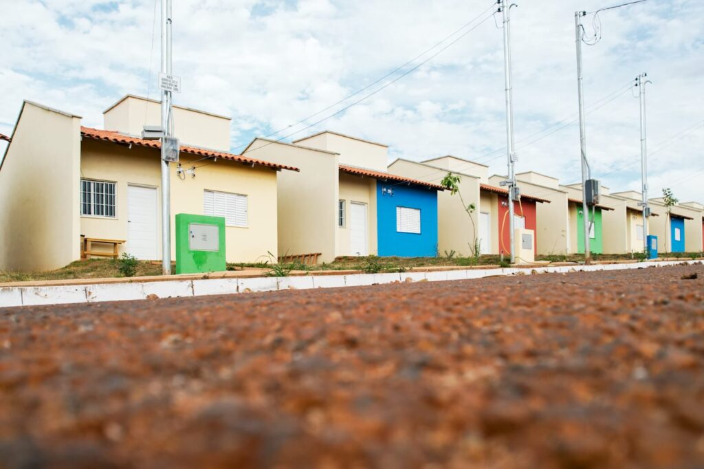 Governo de Goiás abre inscrições de casas a custo zero em novos municípios