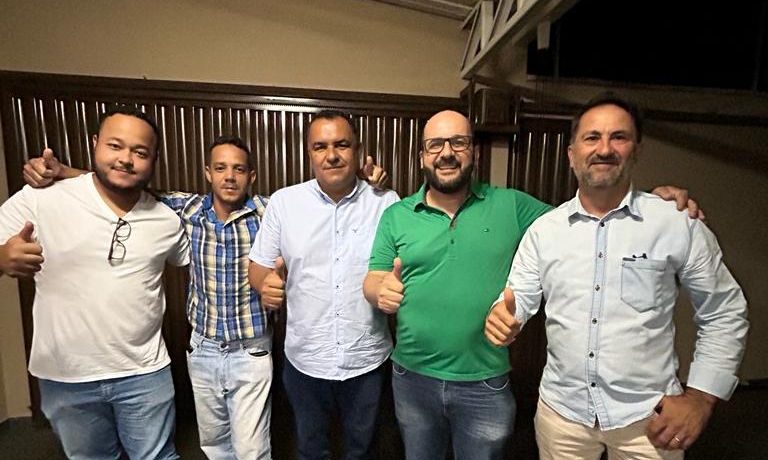 Políticos de Caturaí se reúnem para definir candidato à Prefeitura